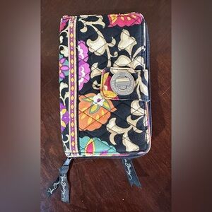 Vera Bradley wallet Zip Around And Snapping Wallet